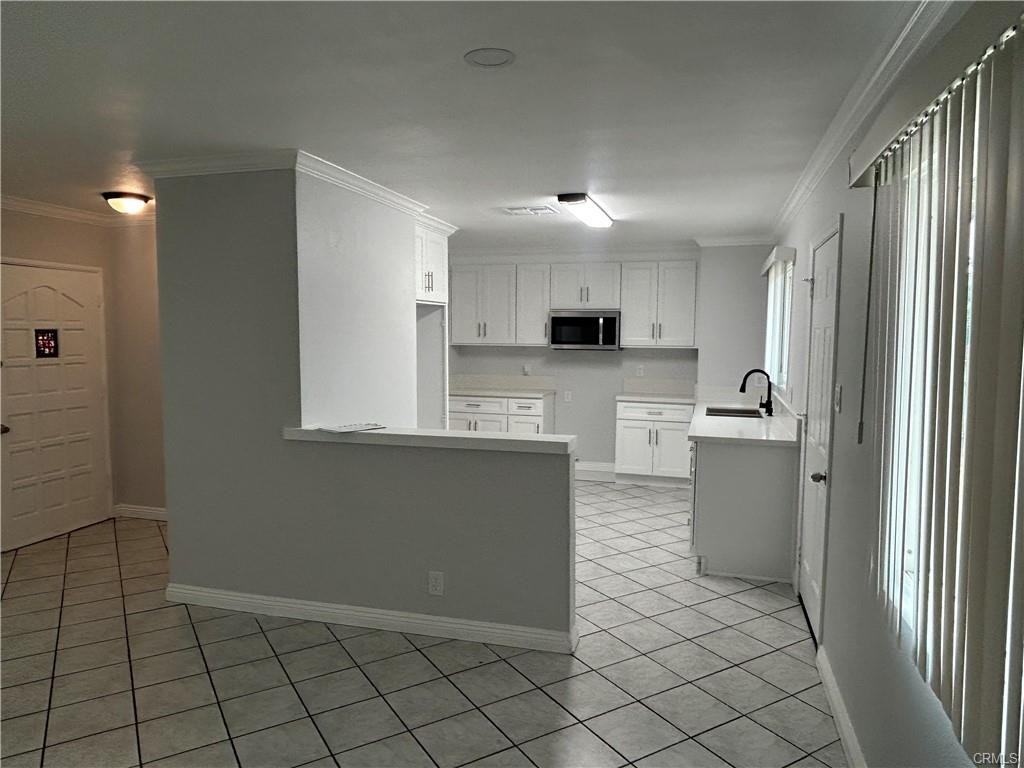 390 E Carter St - Photo 6 of 18