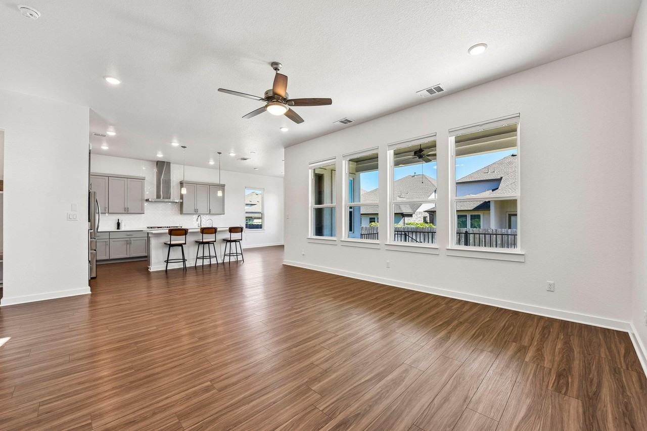 1209 Willie Ranch Way - Photo 7 of 40