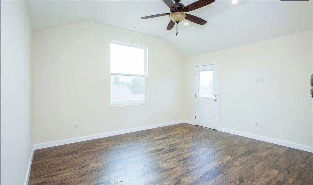 242 W Linden Ave - Photo 7 of 14