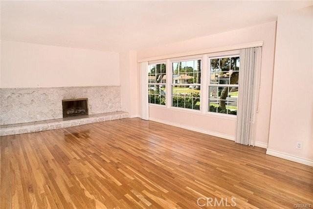 16816 Septo St - Photo 4 of 8