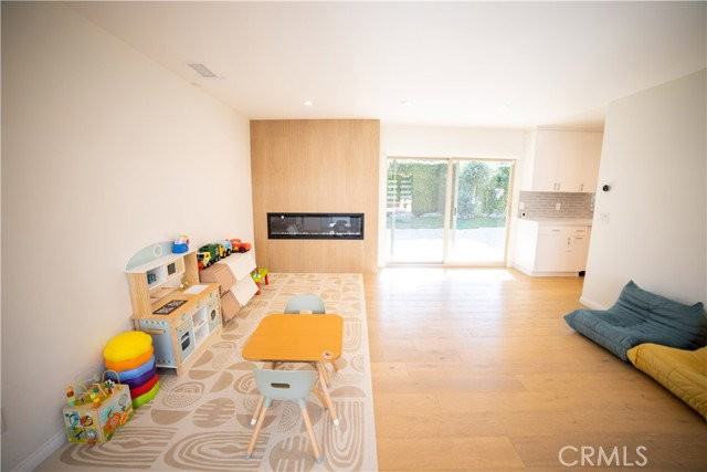 4935 Ocean View Blvd - Photo 7 of 8