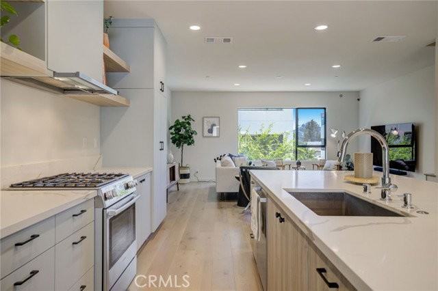 4518 Ayla Ln - Photo 6 of 8