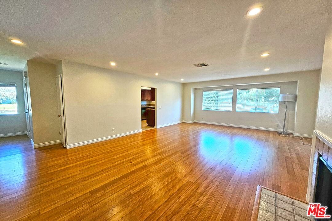 1454 E Orange Grove Blvd - Photo 5 of 8