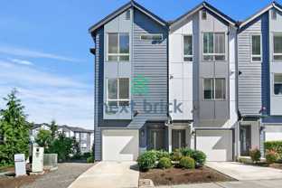 10945 Ne 189th Pl #F - Photo 1 of 1