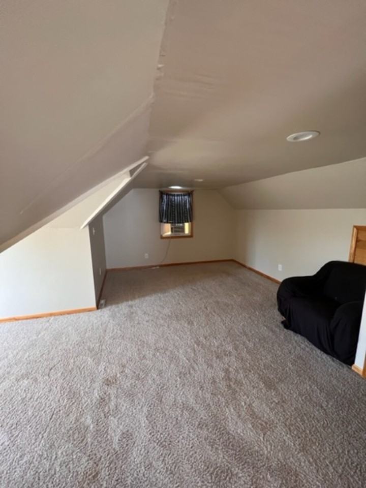 423 E 274th St - Photo 6 of 14