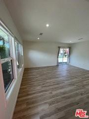 9946 Farragut Dr - Photo 5 of 8