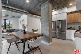 3800 Mentone Ave #407