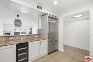 1878 Greenfield Ave #304 - Photo 3 of 8