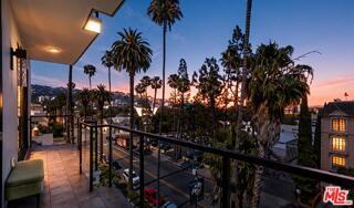 137 N Doheny Dr #2 - Photo 6 of 8