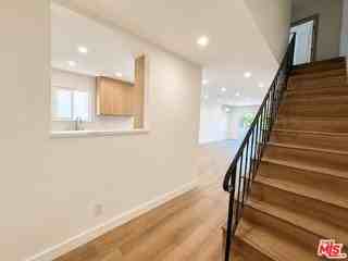 2449 N Beachwood Dr #11 - Photo 6 of 8