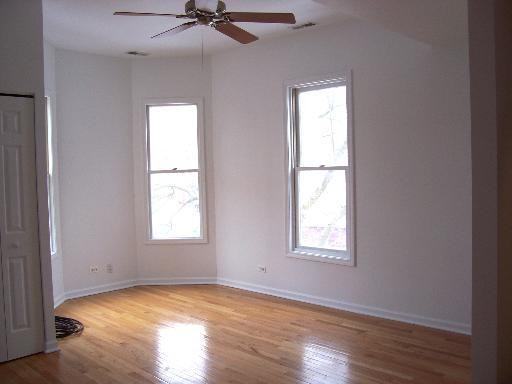 431 S Harvey Ave - Photo 2 of 16