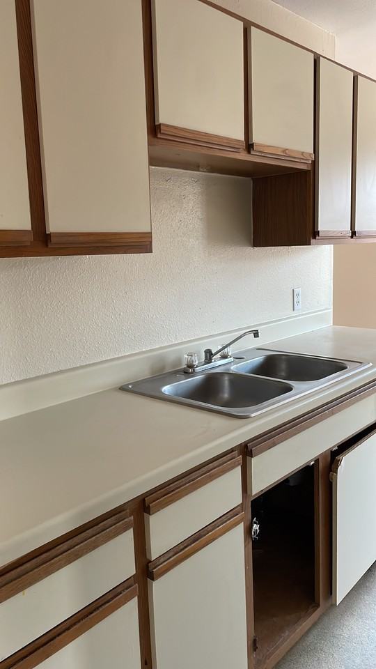 314 Se Railroad St #NA - Photo 4 of 12