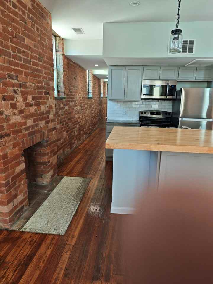 836 York St #2 - Photo 7 of 11