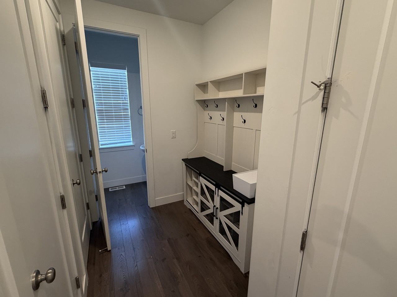 1071 W Sebal Ln - Photo 7 of 29