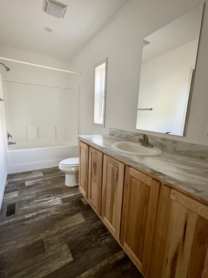 3652 Crown Royal Cir - Photo 2 of 15