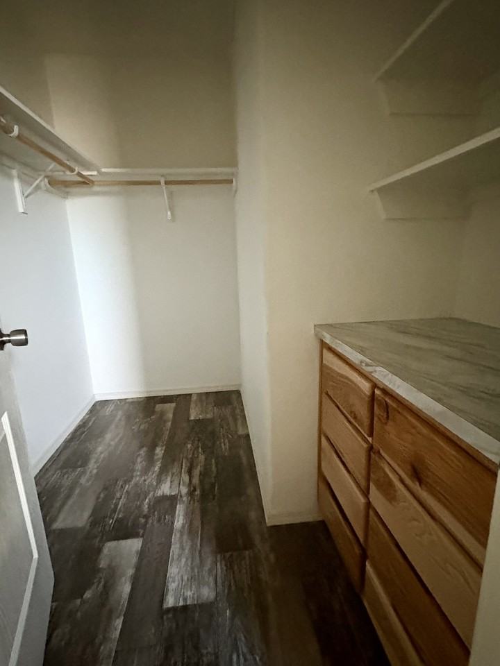3652 Crown Royal Cir - Photo 3 of 15
