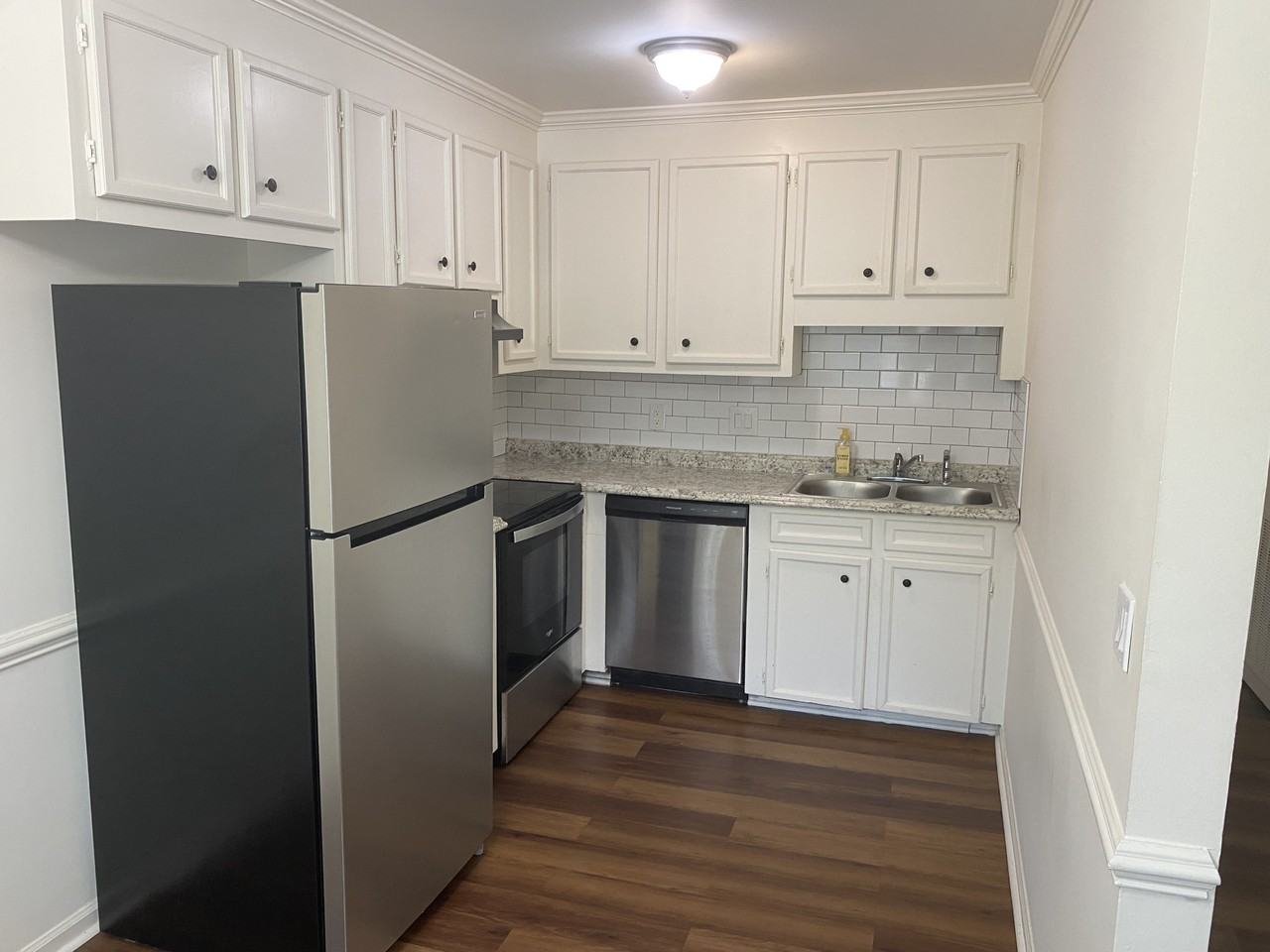 215 Windsor Point Rd #C - Photo 2 of 9