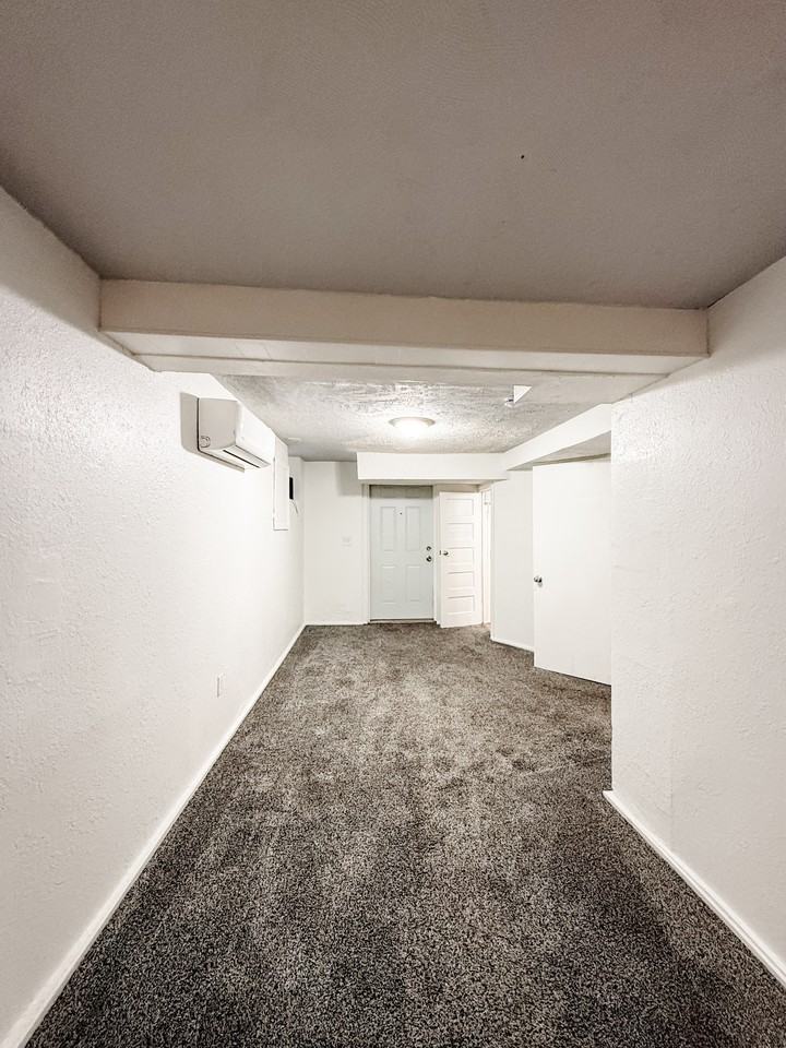 1228 S 10th St #3 - Photo 5 of 11