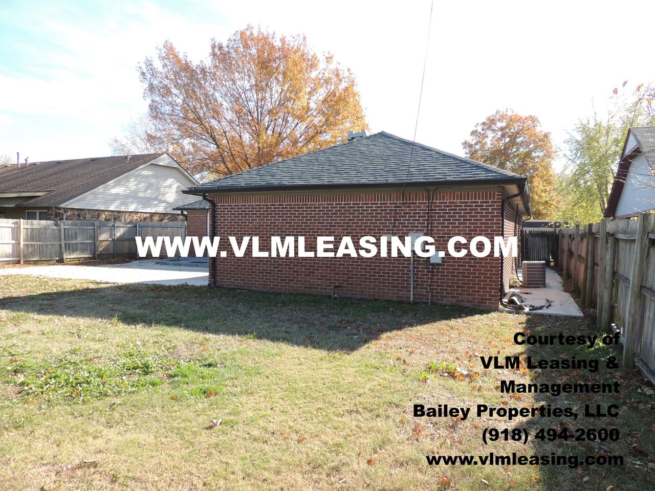 404 W Vicksburg St - Photo 4 of 35