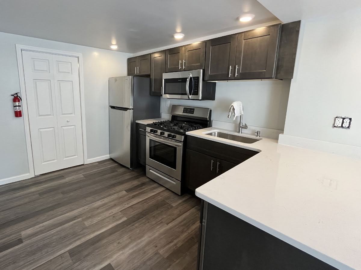 45 E King St #1 - Photo 2 of 11
