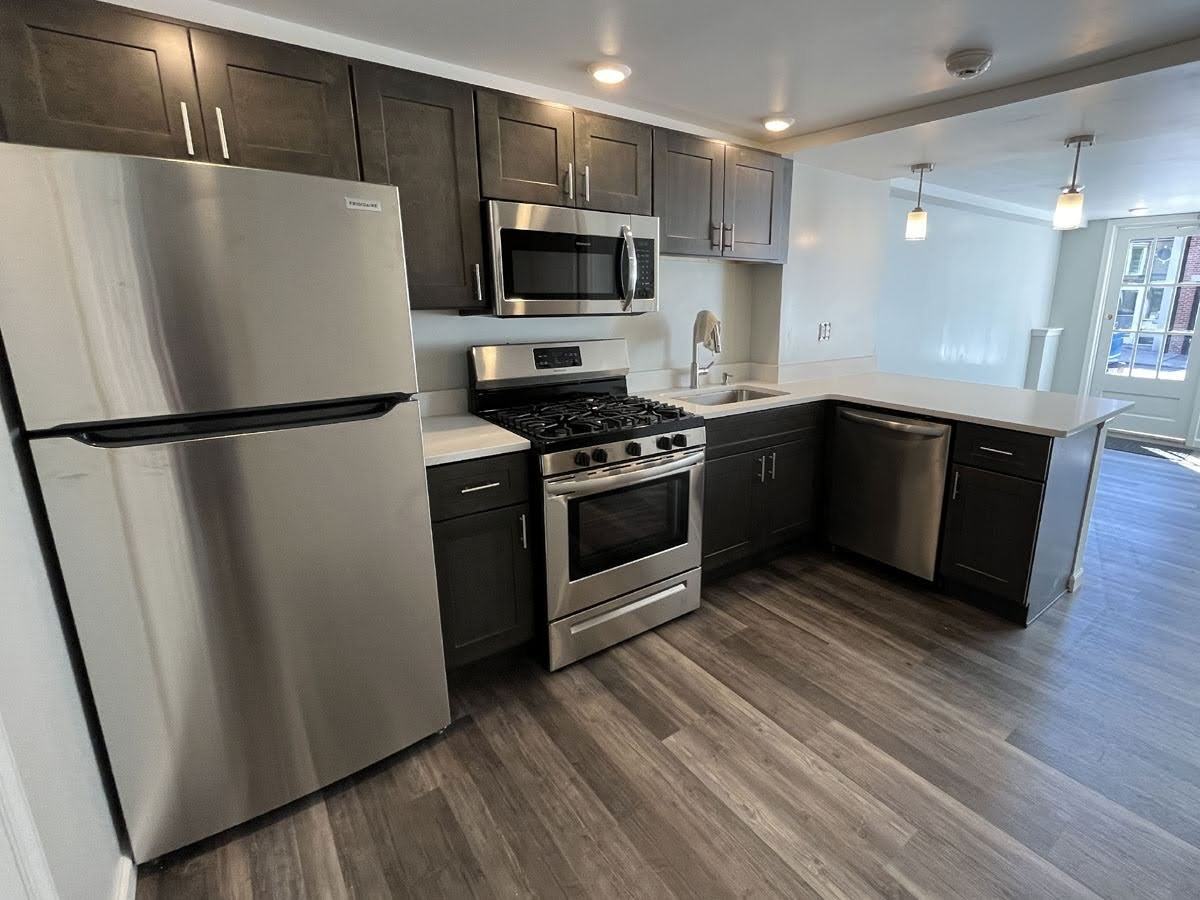 45 E King St #1 - Photo 3 of 11