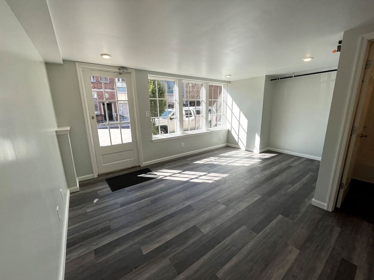45 E King St #1 - Photo 4 of 11