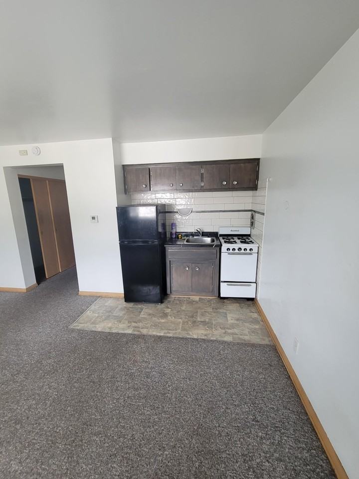 6521 W Beloit Rd #5