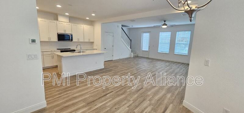 2934 Rapollo Ln - Photo 2 of 30