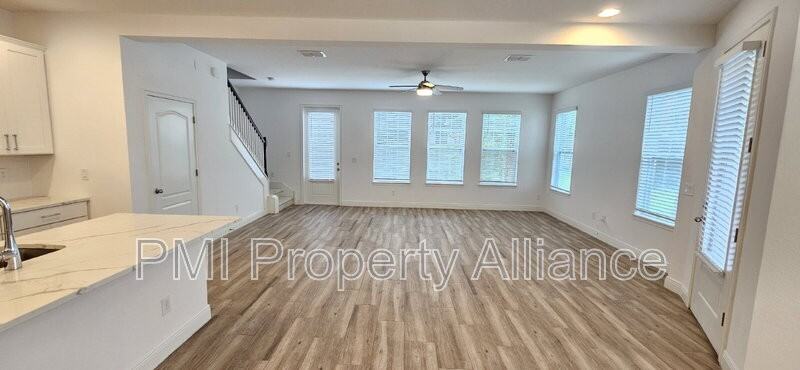 2934 Rapollo Ln - Photo 3 of 30