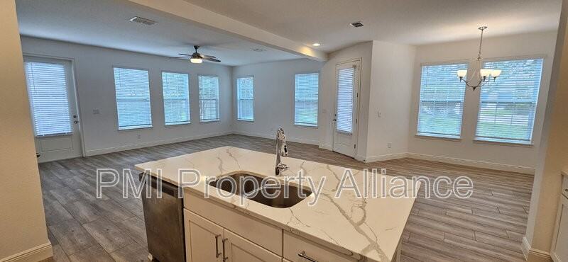 2934 Rapollo Ln - Photo 4 of 30