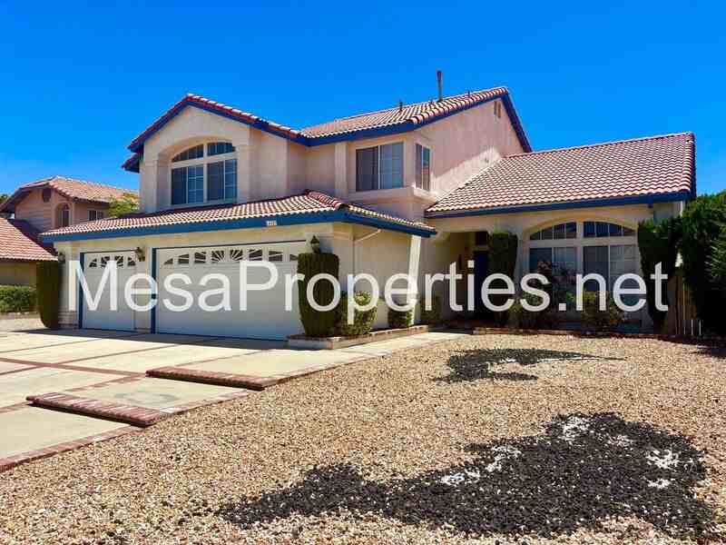14383 La Crescenta Ave - Photo 2 of 41
