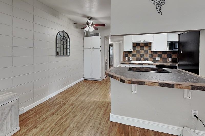 313 S Lawsona Blvd - Photo 5 of 22
