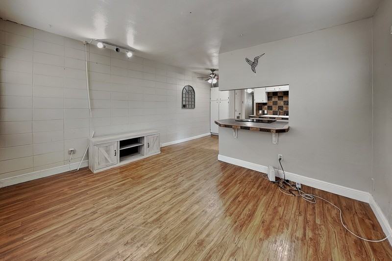 313 S Lawsona Blvd - Photo 7 of 22