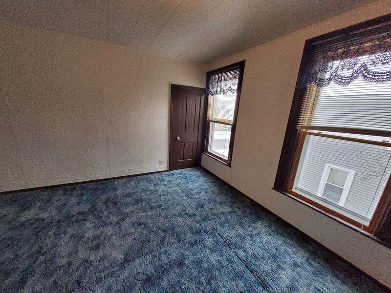 317 W 14th Ave - Photo 6 of 8