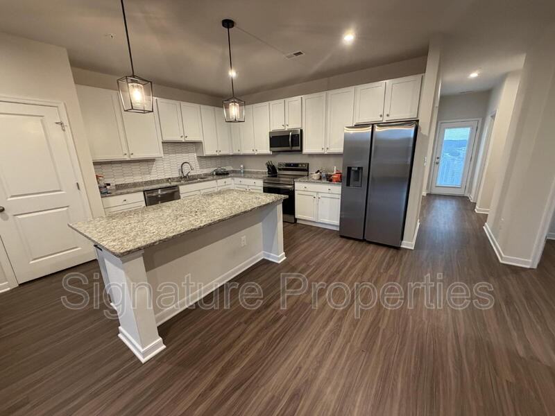 14469 Hancock Towns Dr - Photo 4 of 28