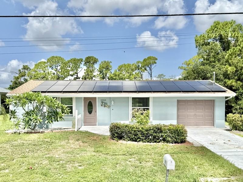 2055 Hyatt Dr - Photo 2 of 45