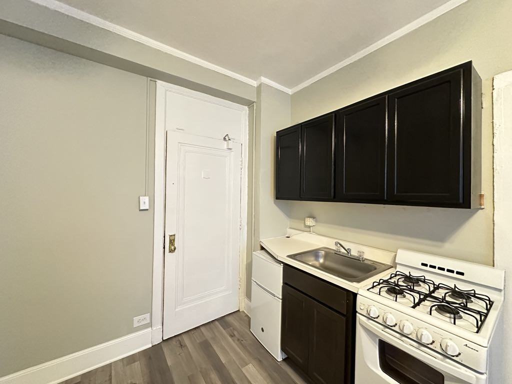 3831 N Fremont St #116 - Photo 2 of 21