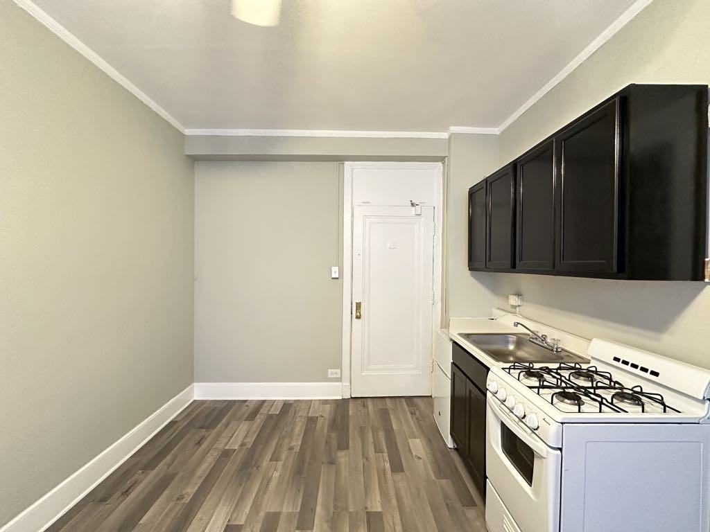3831 N Fremont St #116 - Photo 6 of 21