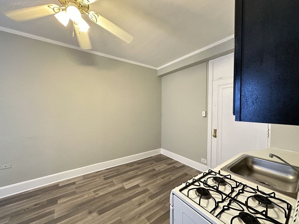 3831 N Fremont St #116 - Photo 7 of 21