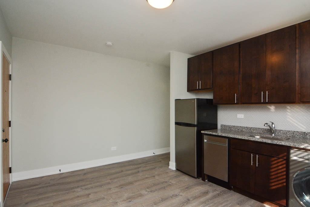 BELDEN + CLARK #B302 - Photo 7 of 15