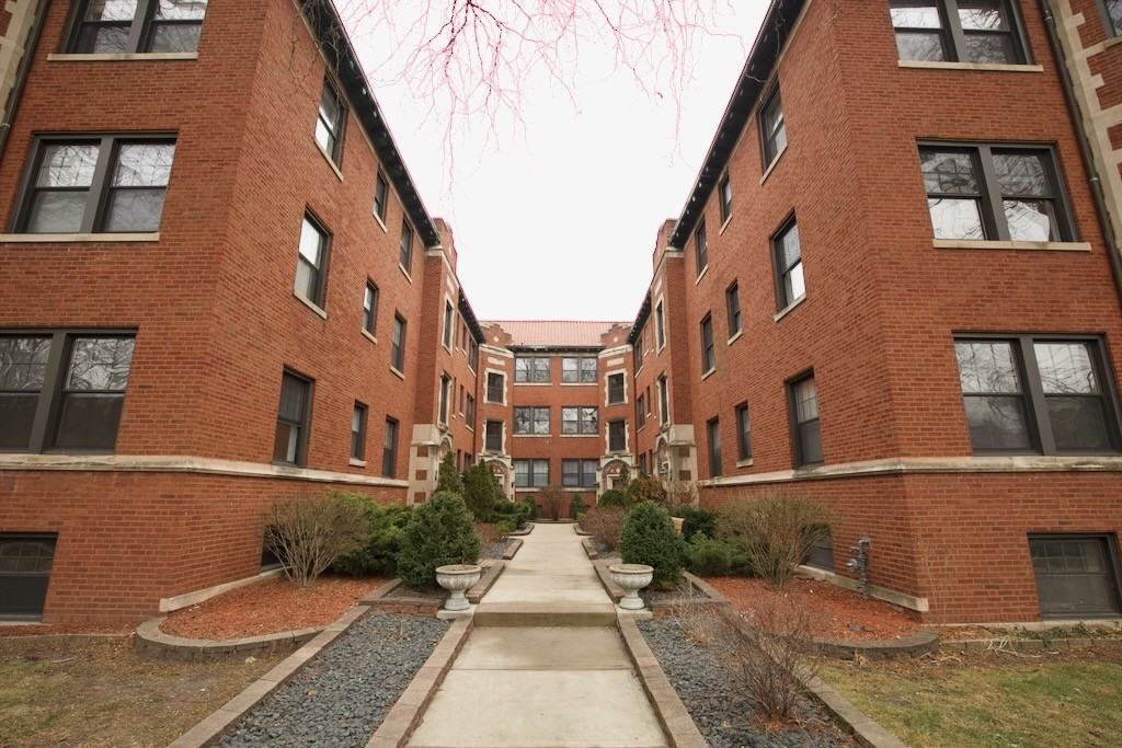 1305 Oak Ave #2W