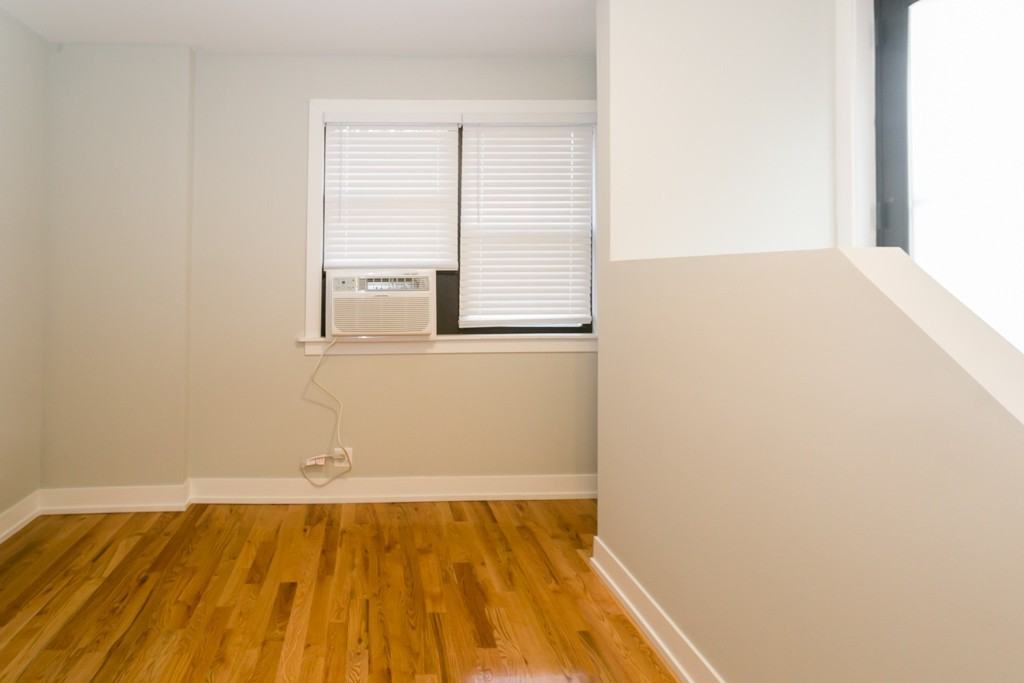 900 W George St #G - Photo 7 of 17