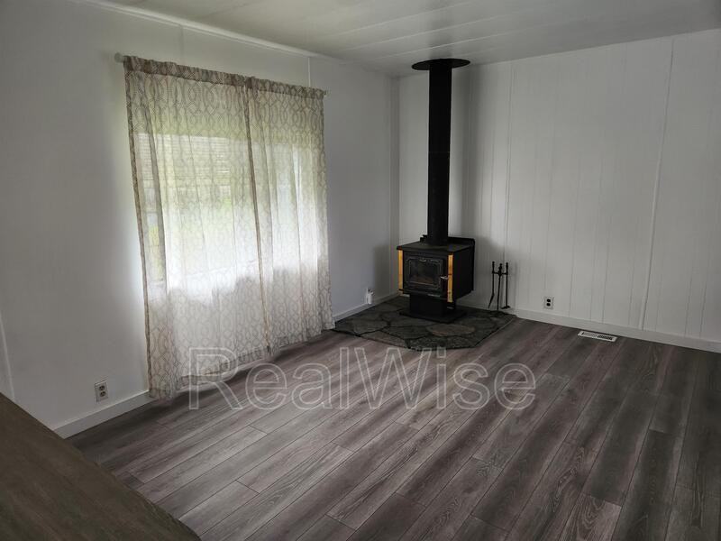 2515 Nonpareil Rd - Photo 3 of 26