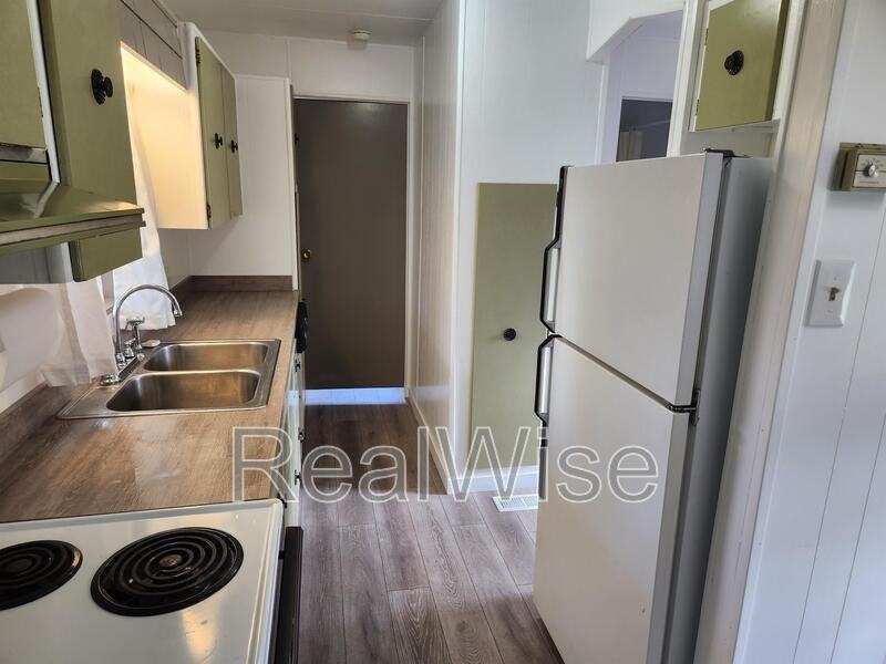 2515 Nonpareil Rd - Photo 6 of 26