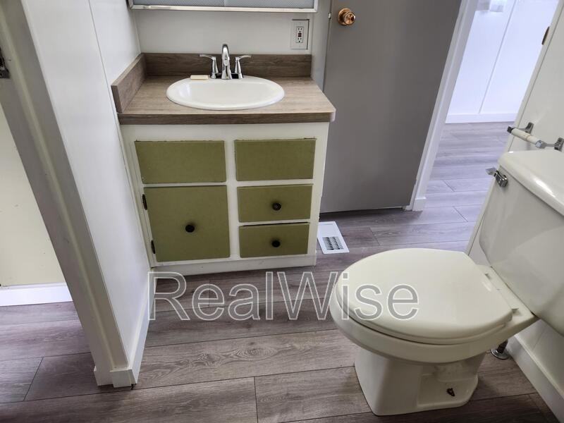 2515 Nonpareil Rd - Photo 7 of 26