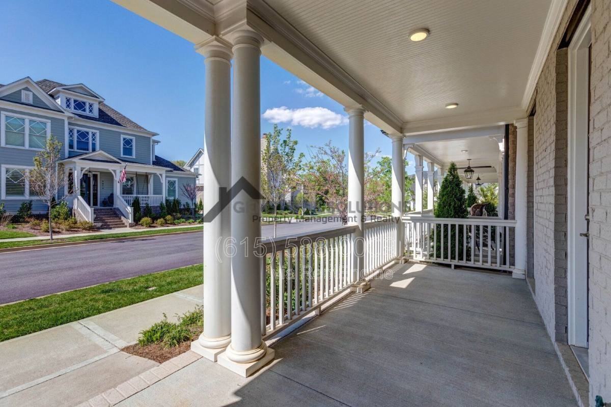 9054 Berry Farms Xing - Photo 3 of 10