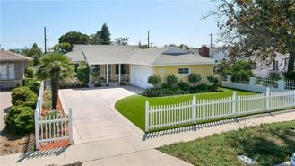 11252 Delano St - Photo 1 of 1