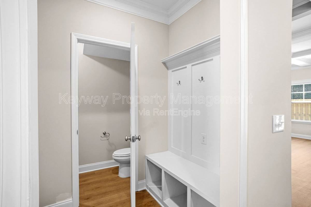 3109 Venetian Dr - Photo 5 of 10