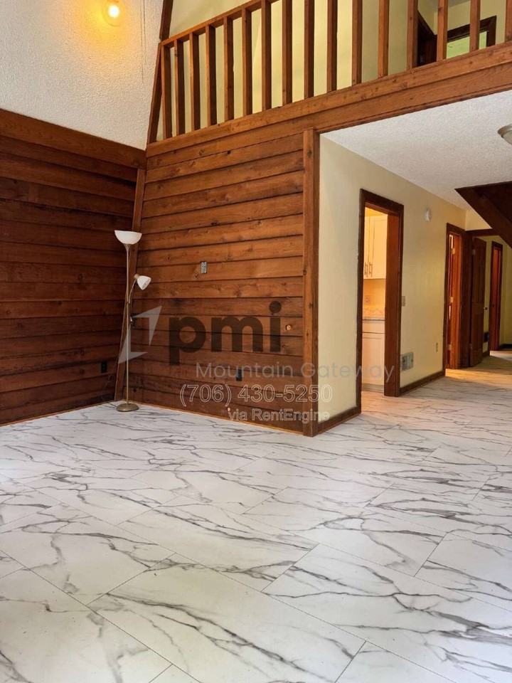 150 Cross Creek Trl - Photo 2 of 10
