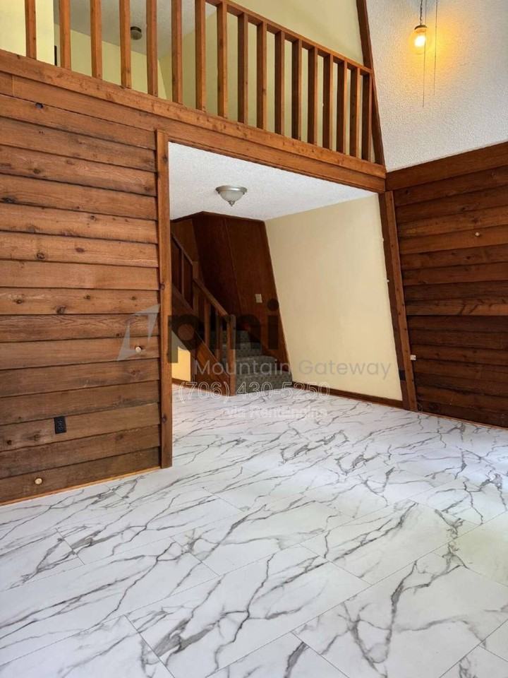 150 Cross Creek Trl - Photo 3 of 10
